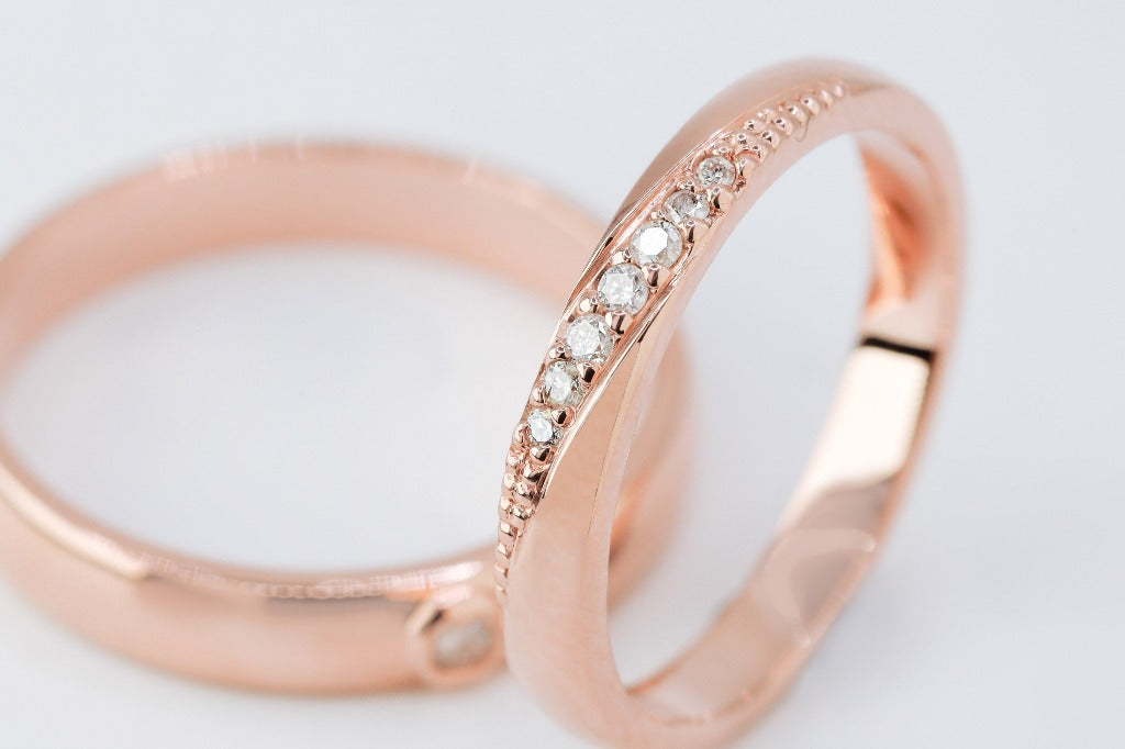 Groom: .03ct- round cut, genuine diamond Bride: .01ct- 3pcs, .008ct- 2pcs, .005ct- 2pcs
