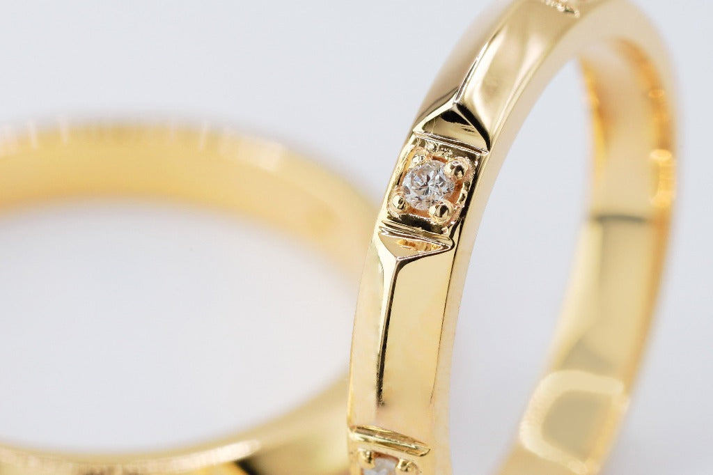 Both: .02ct- center