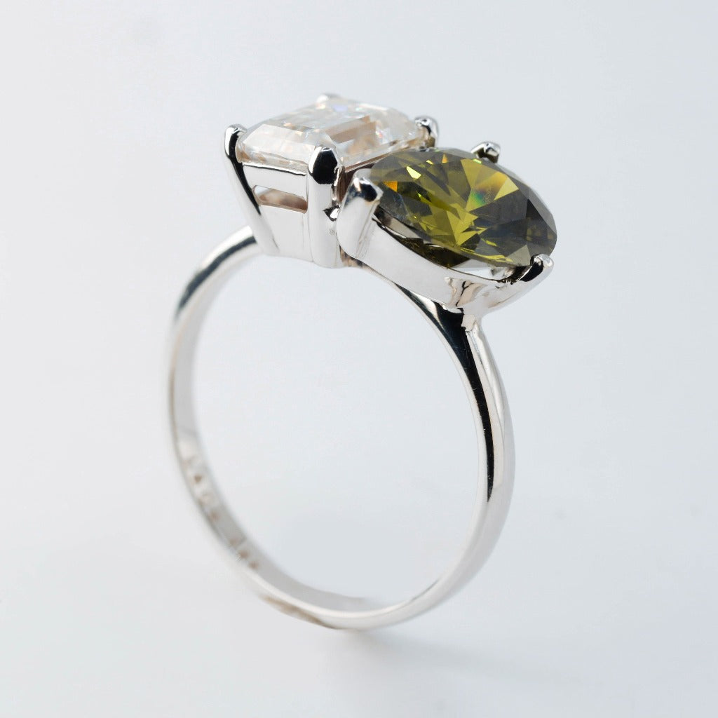 2ct- center, pear cut, peridot gemstone 2ct- center, emerald cut
