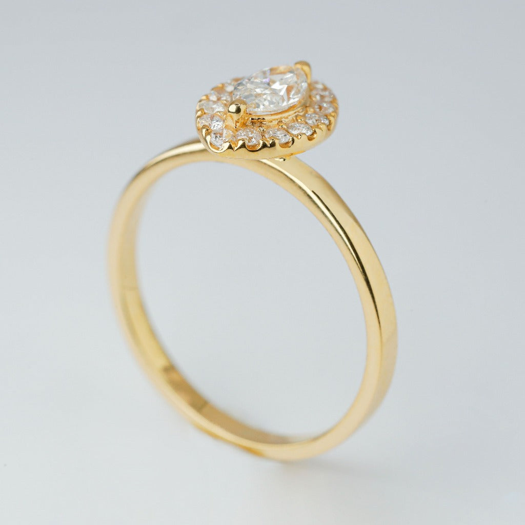 30ct- center, Marquise cut .01ct- 16pcs, halo, round cut