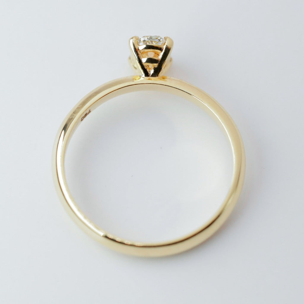 .50ct- oval cut Ring band: knife edge