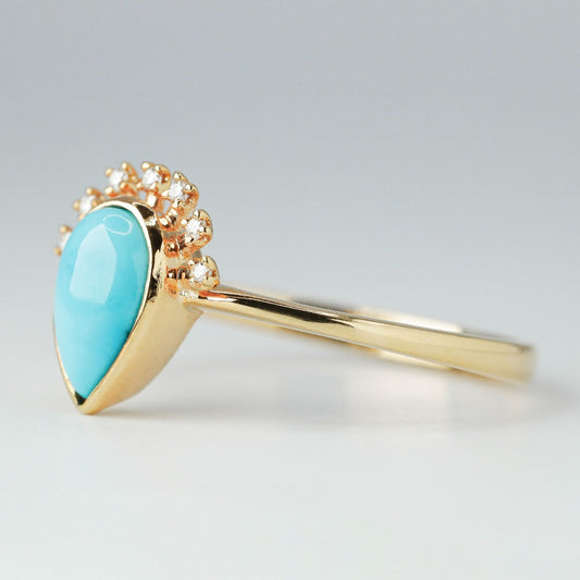 1ct- center, pear cut, turquoise gemstone .005ct- 12pcs